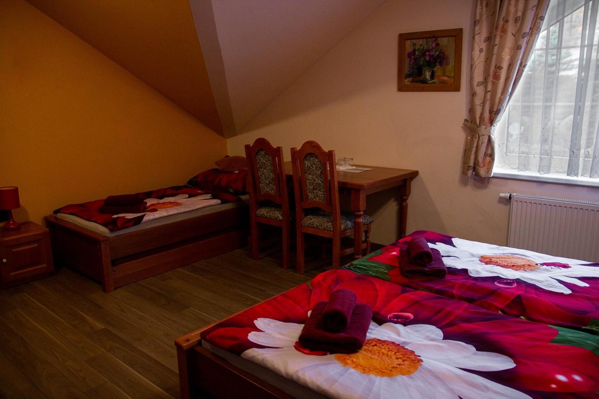 Hotel Zamecek Kaliste Poddubí Zewnętrze zdjęcie