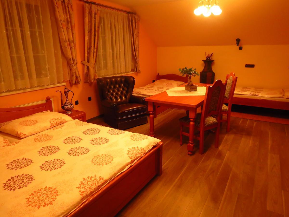 Hotel Zamecek Kaliste Poddubí Zewnętrze zdjęcie