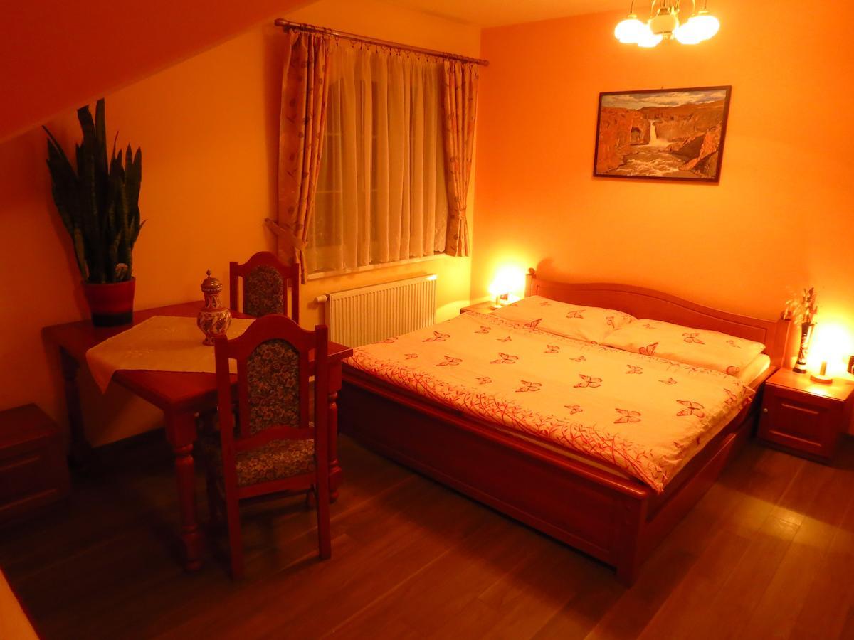 Hotel Zamecek Kaliste Poddubí Pokój zdjęcie