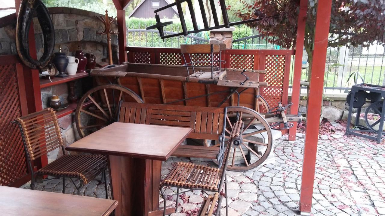 Hotel Zamecek Kaliste Poddubí Zewnętrze zdjęcie